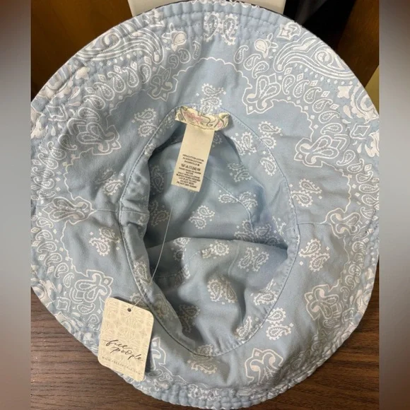 NWT Free People Bandana Bucket Hat - blue - one size - Picture 10 of 11
